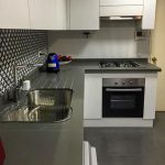 Cocina moderna y minimalista en La Reina